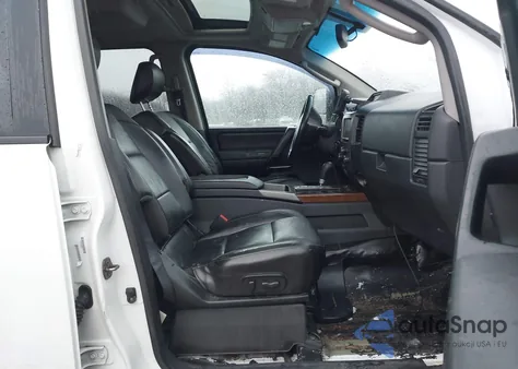 2011 Nissan Titan Sl из США, поврежденный, VIN 1N6AA0EC8BN308864